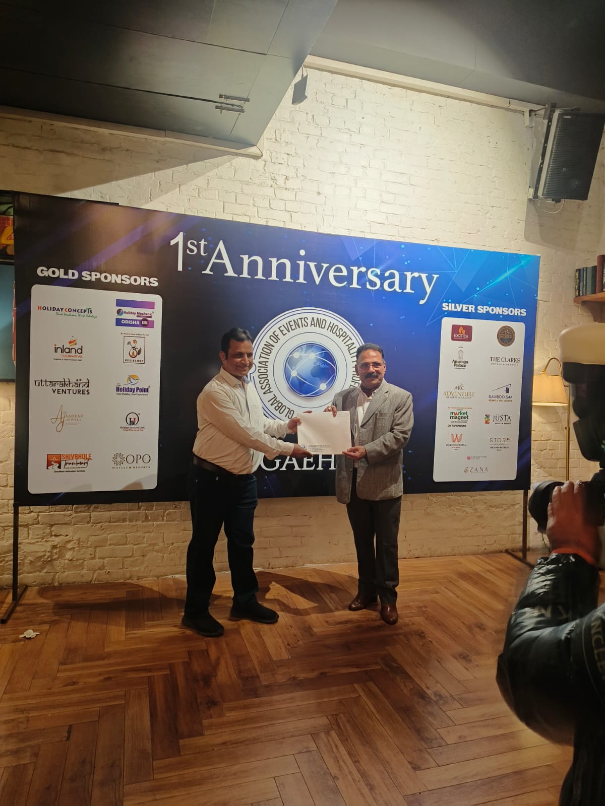 Kiran Parekh with Shishta Sharma, Vice President GAEHP at New Delhi
